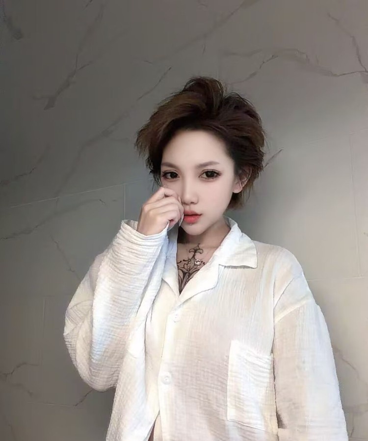 吴中纹身妹