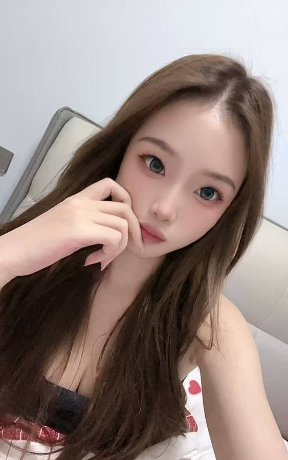 初恋般的小女友