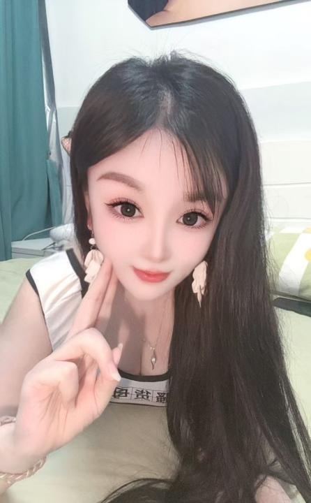自聊大胸妹依诺