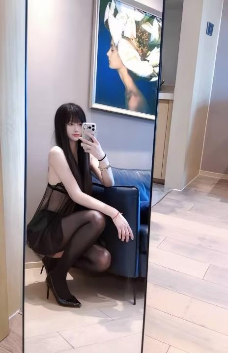 肤白大长腿