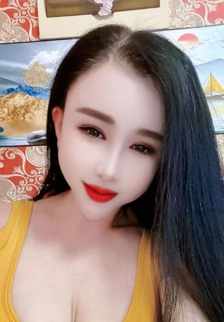 练瑜伽的小骚妇