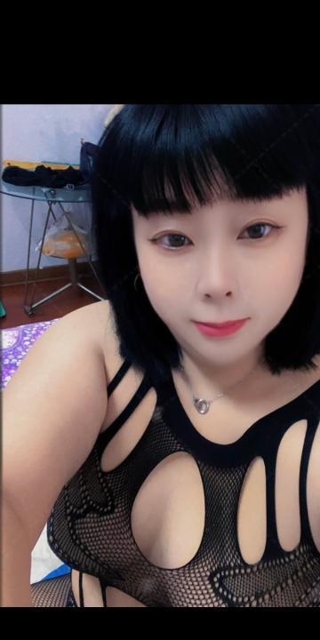 大奶肥臀性价比少妇