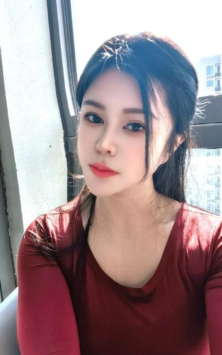 服务系桐彤