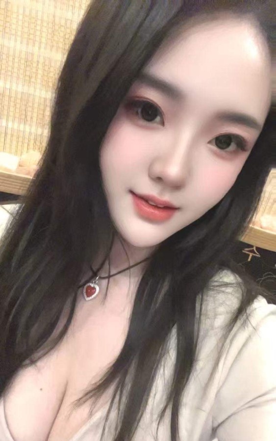 东三环性感诱人小姐姐
