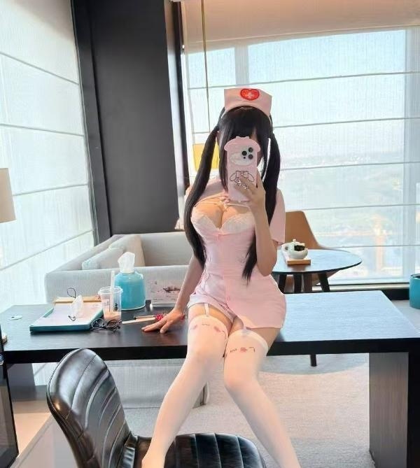E胸蜜桃臀萝莉