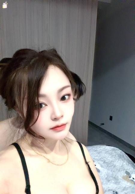 郑州微胖大胸骚少妇