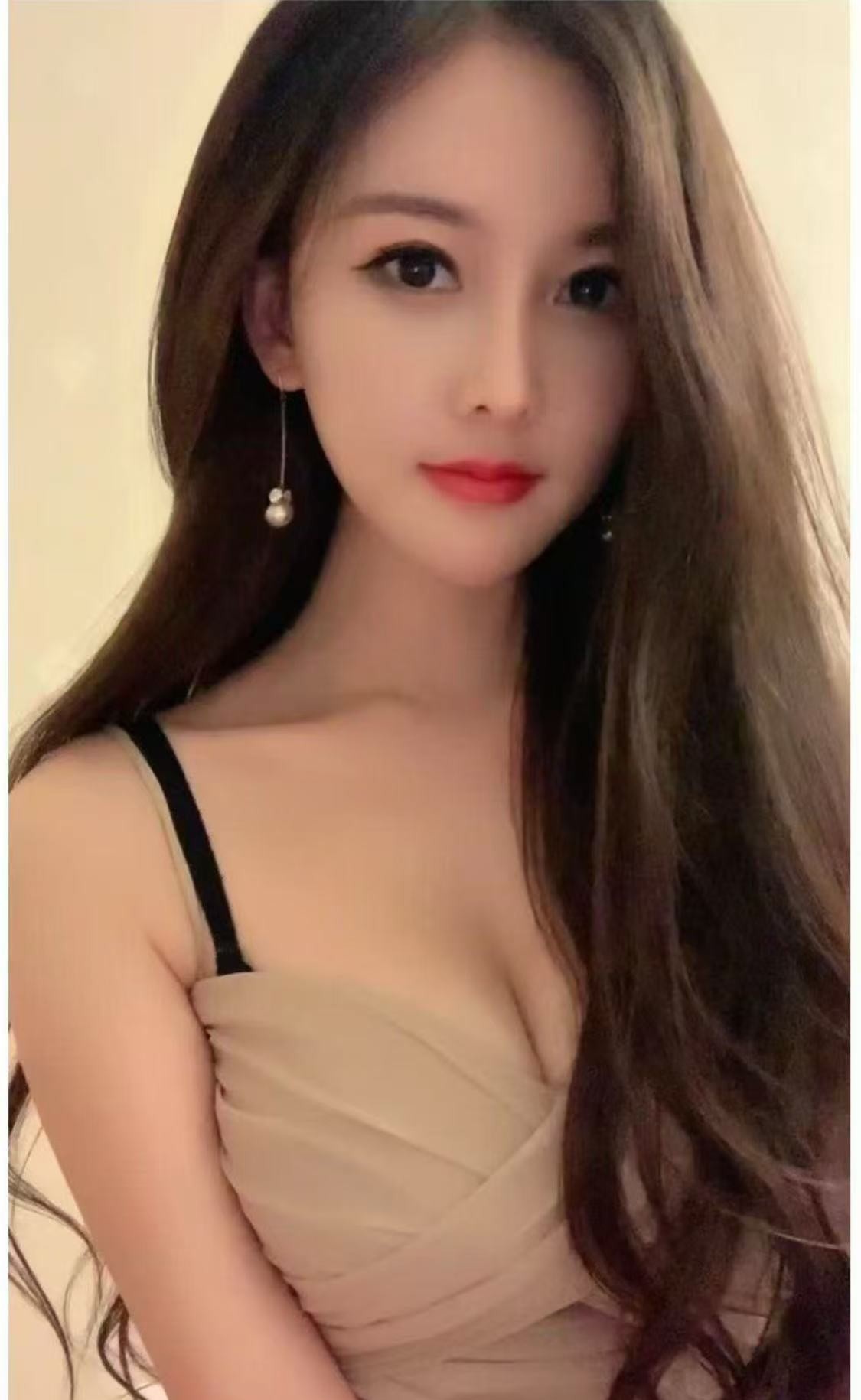 美波肤白心心