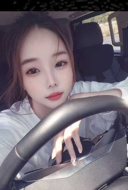 蜀山气质小姐姐