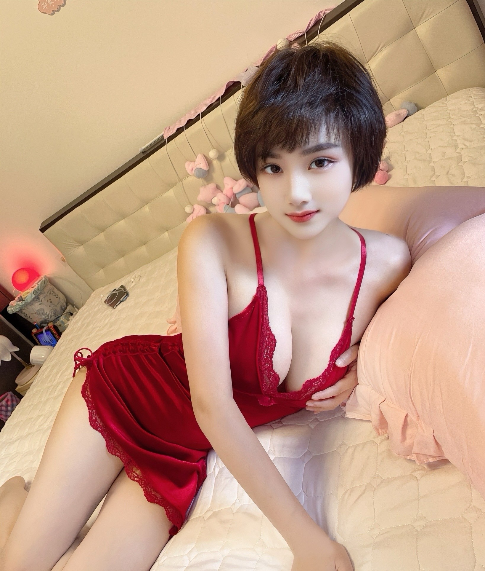 黄浦区小九妩媚性感居家推油