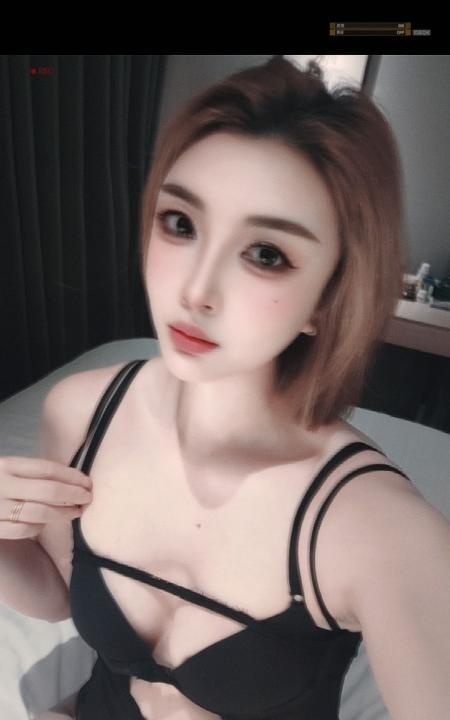 短发骚姐姐