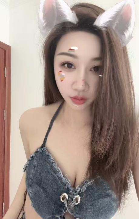 杨浦骚穴莹莹
