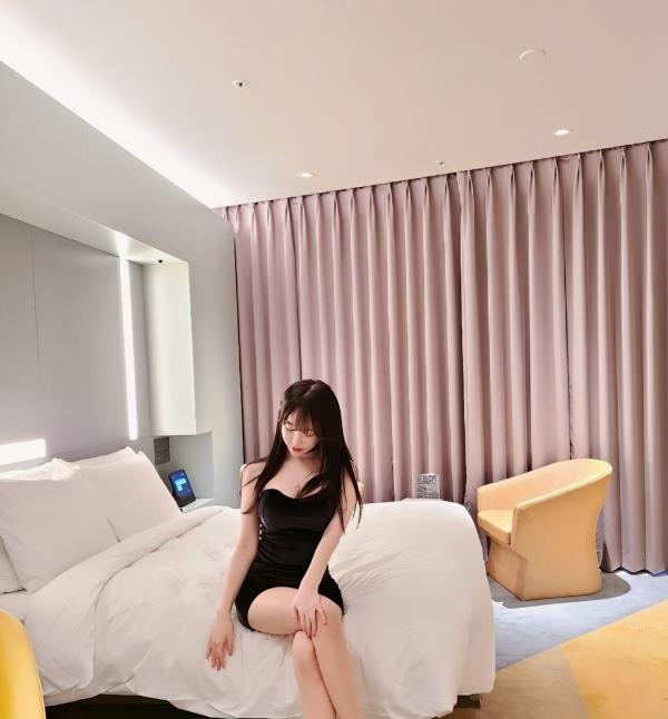 小店高颜值纯御妹子