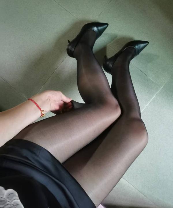 向南东村骚逼口活皇后