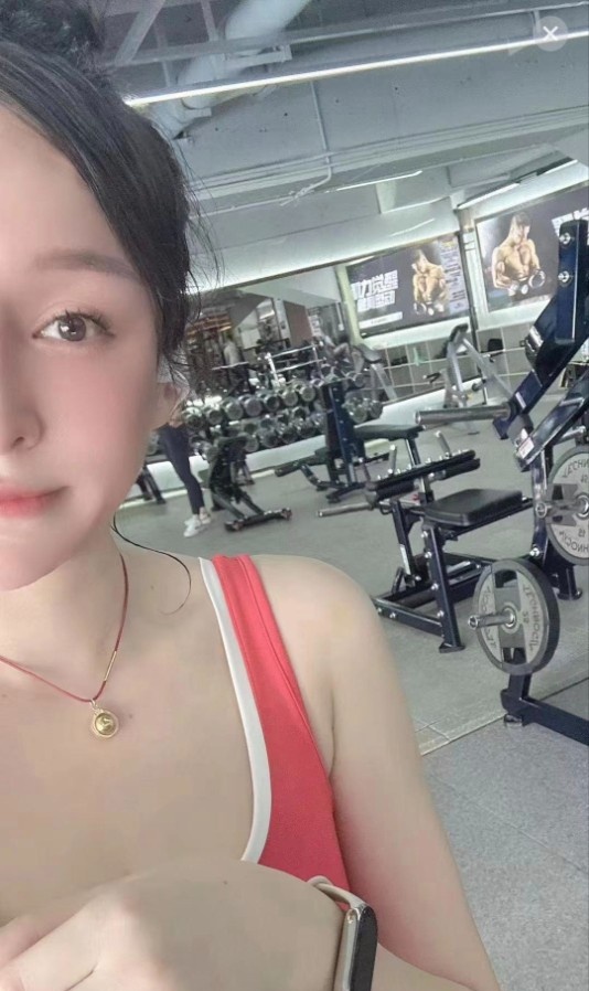 柯桥大奶妹