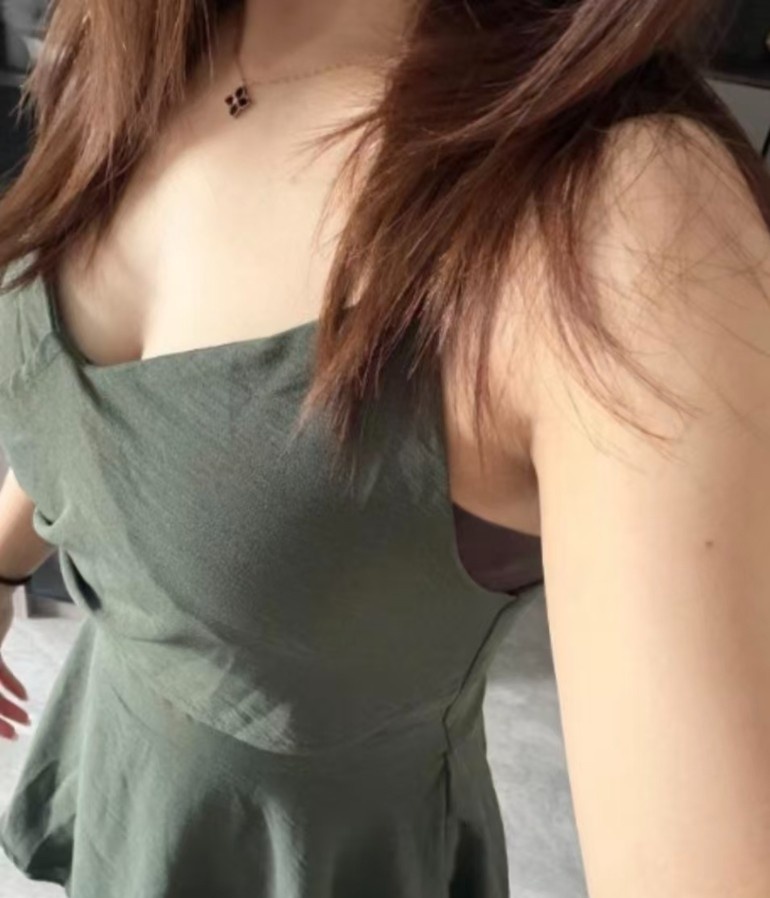 欢乐港丰乳肥臀性感尤物