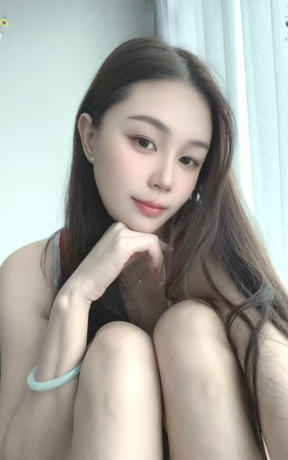 前凸后翘京京