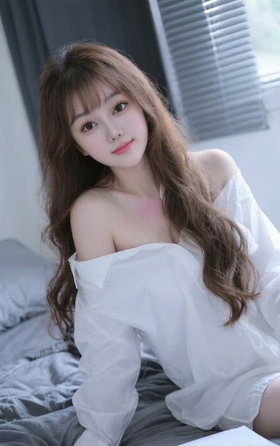 巨乳少妇实惠快餐