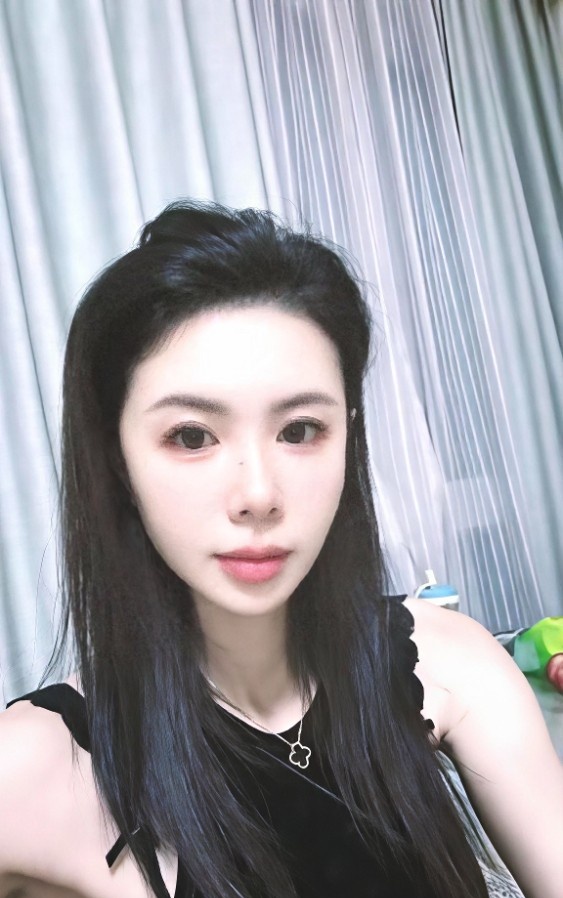 诱人身材全裸个人中项