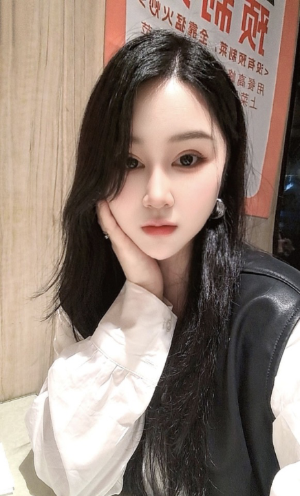 制服小骚货秋秋