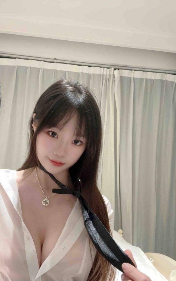 杨浦肤白貌美大胸骚妹慧慧