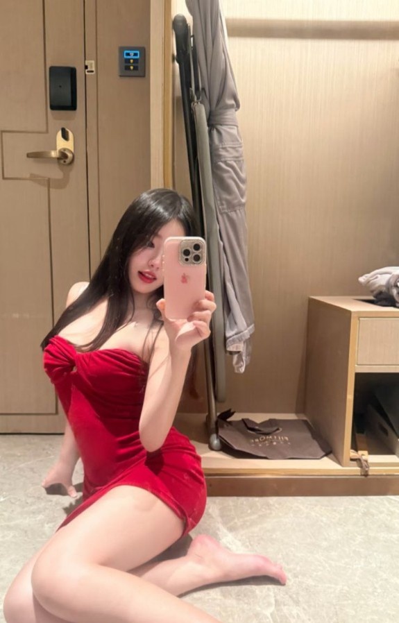 极品馒头逼（可无套内射）自带公寓