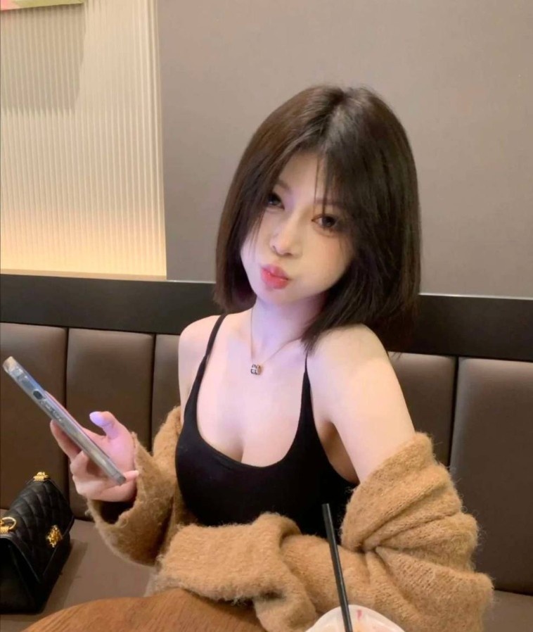 水多御姐骚货（可无套内射）自带公寓
