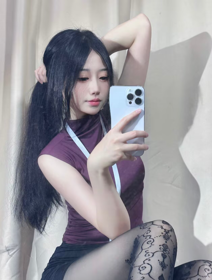 长腿黑丝舞蹈系妹子，逼紧水多叫声浪,身体柔软姿势随意切换