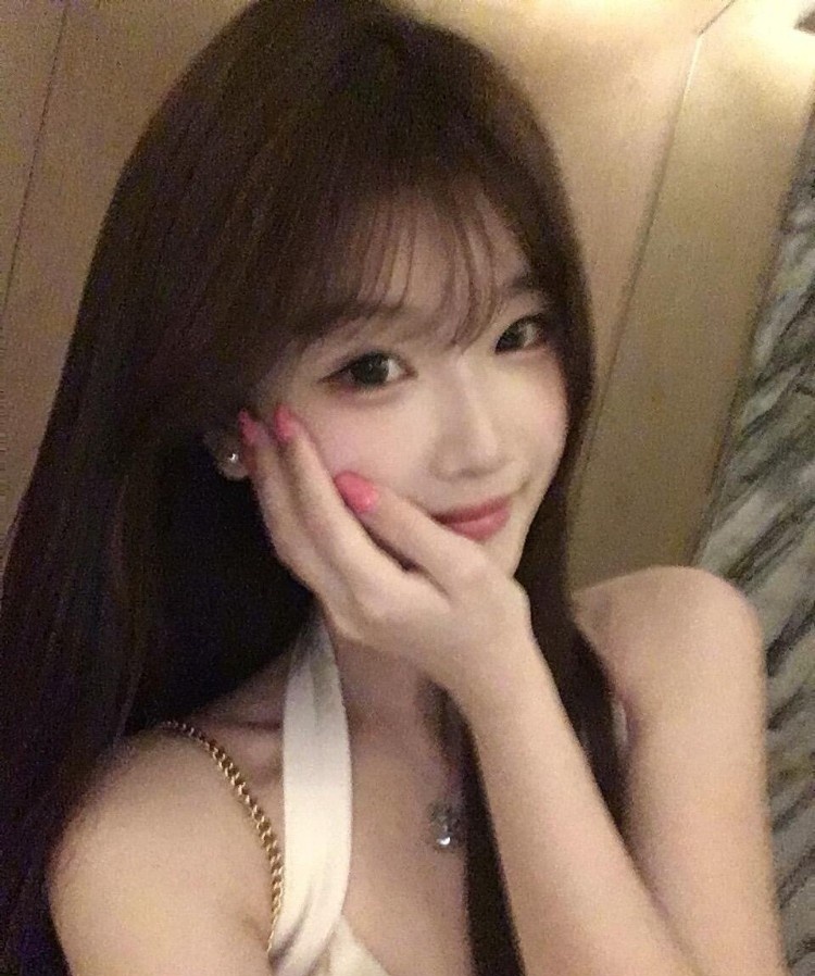 深圳刚毕业小妖精逼紧多汁