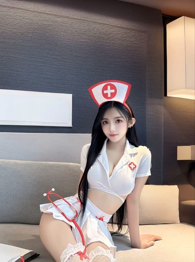 颜值制服控实习小护士服务