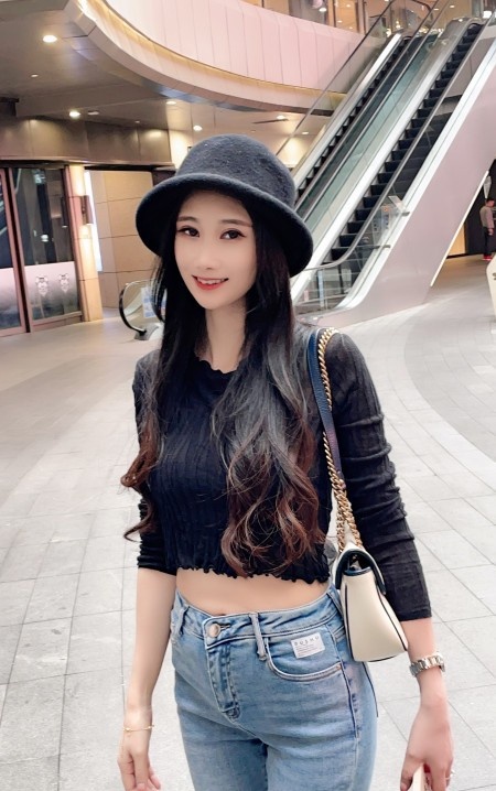 闵行模特娜娜