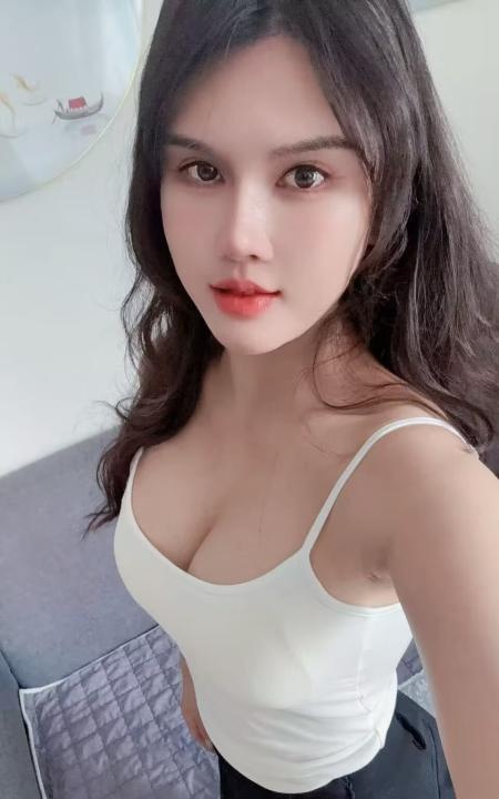 可舌吻美女婉言