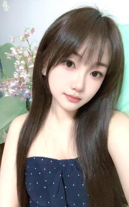 秦淮可舌吻妹妹