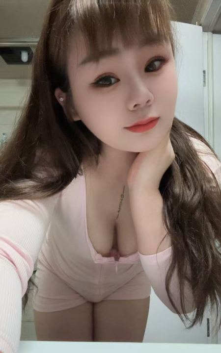 建邺骚女媛媛