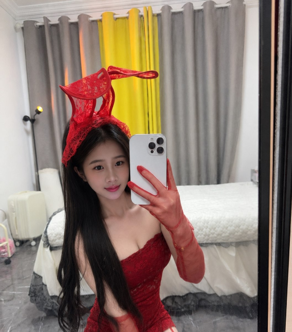 天河嫩妹允儿