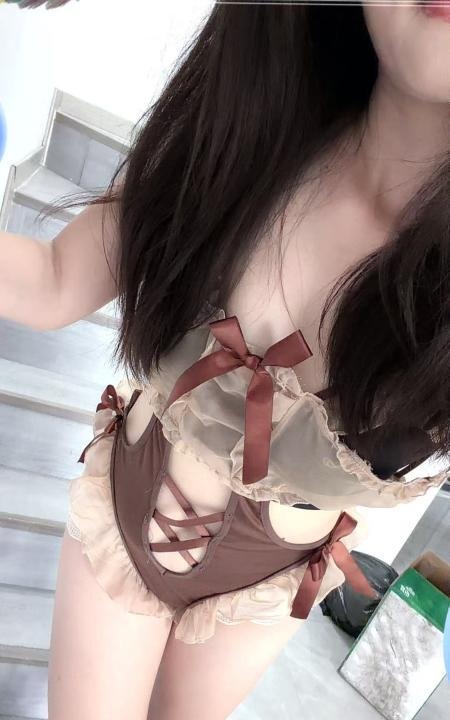 妩媚少妇抓龙筋