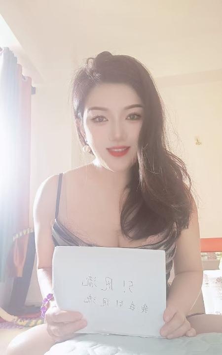 无限火力双飞御姐