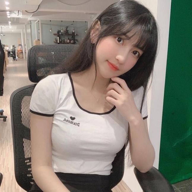 服务型女孩