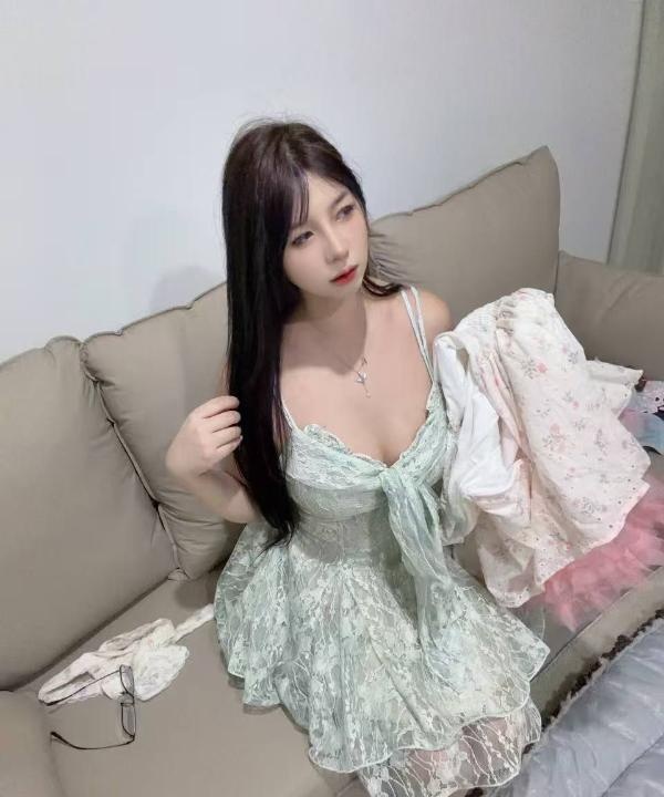 海曙区甜妹李真棒