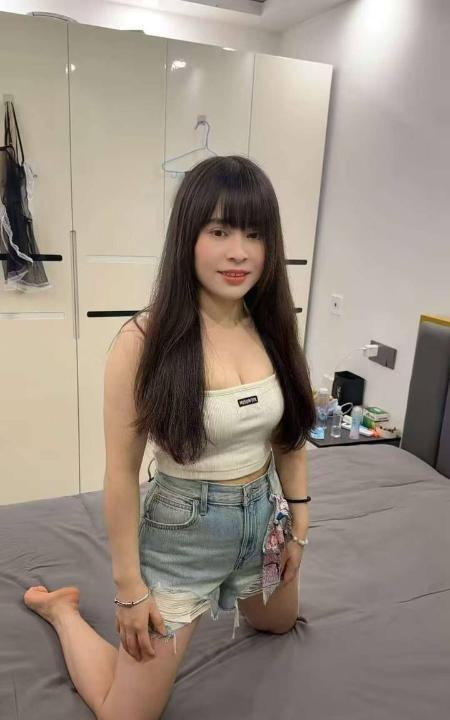 性感妩媚小萝莉