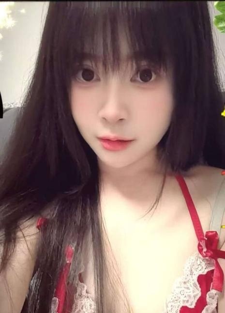 性感妩媚小萝莉