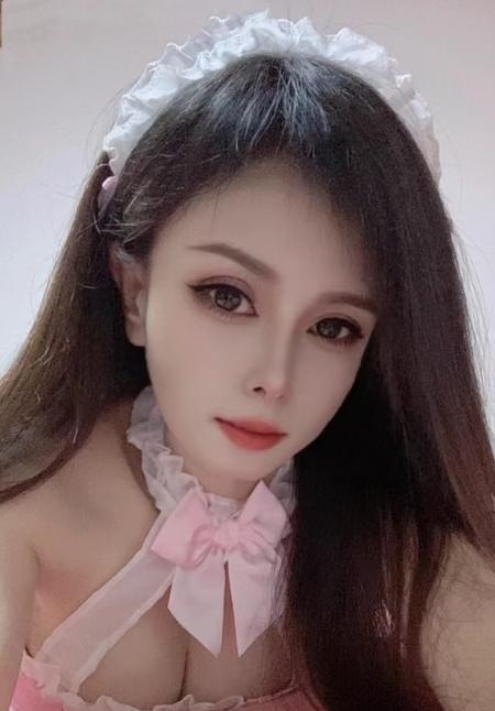 性感少妇咪挺大