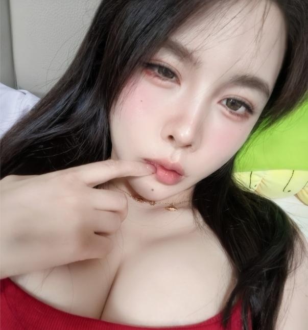 江宁蜜桃臀cc