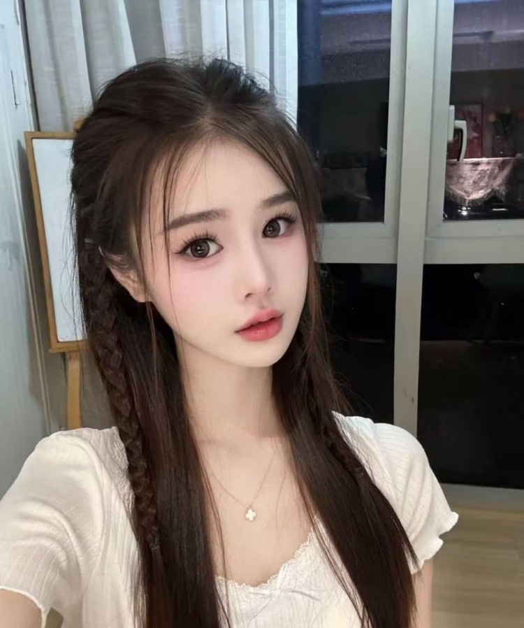 揭阳爆乳肥臀风骚小妹（可无套内射）自带公寓