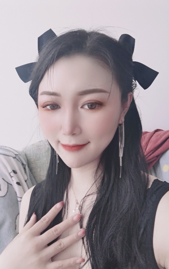 飞扬美女