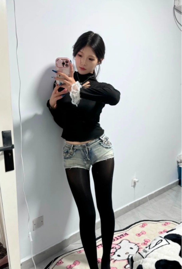黑丝美腿奈奈