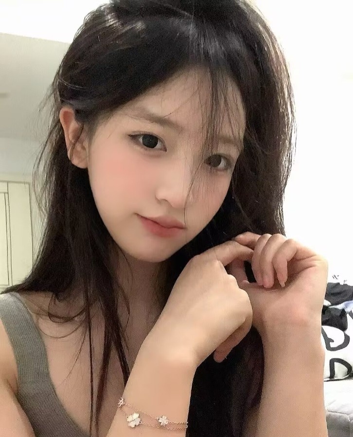 兰州04才下海三点粉嫩小姐姐