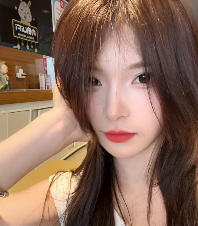 武汉年轻妹子兼职下海回味十足
