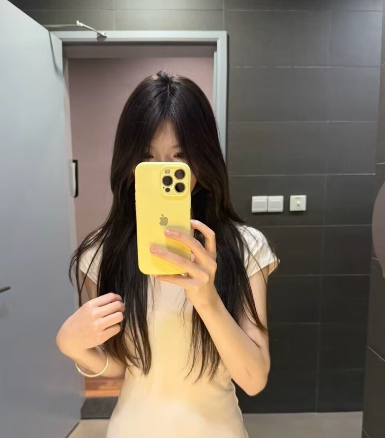 武汉年轻妹子兼职下海回味十足