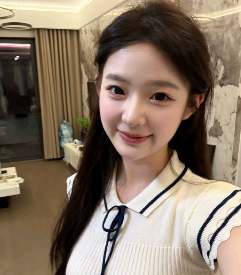 西安大长腿巨乳美臀小骚逼