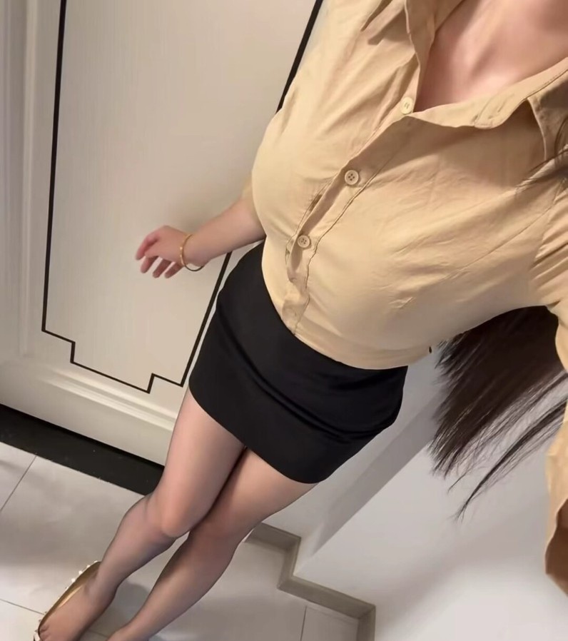 重庆才下海粉鲍嫩乳汁水多